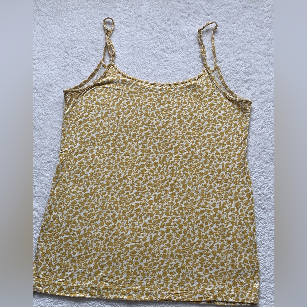🦋 4x20 Ann Taylor (Loft) Flowers Prints Camisole Size M